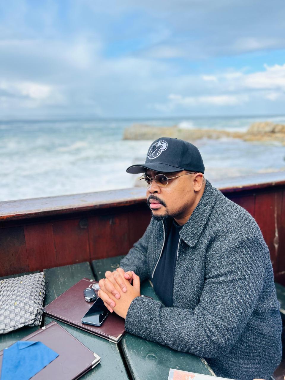 Rich Mahogany x Hercus